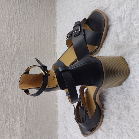 G.H. Bass & Co. Penelope Black Open Toe Ankle Strap Block High Heel Sandal Shoe - Picture 15 of 15